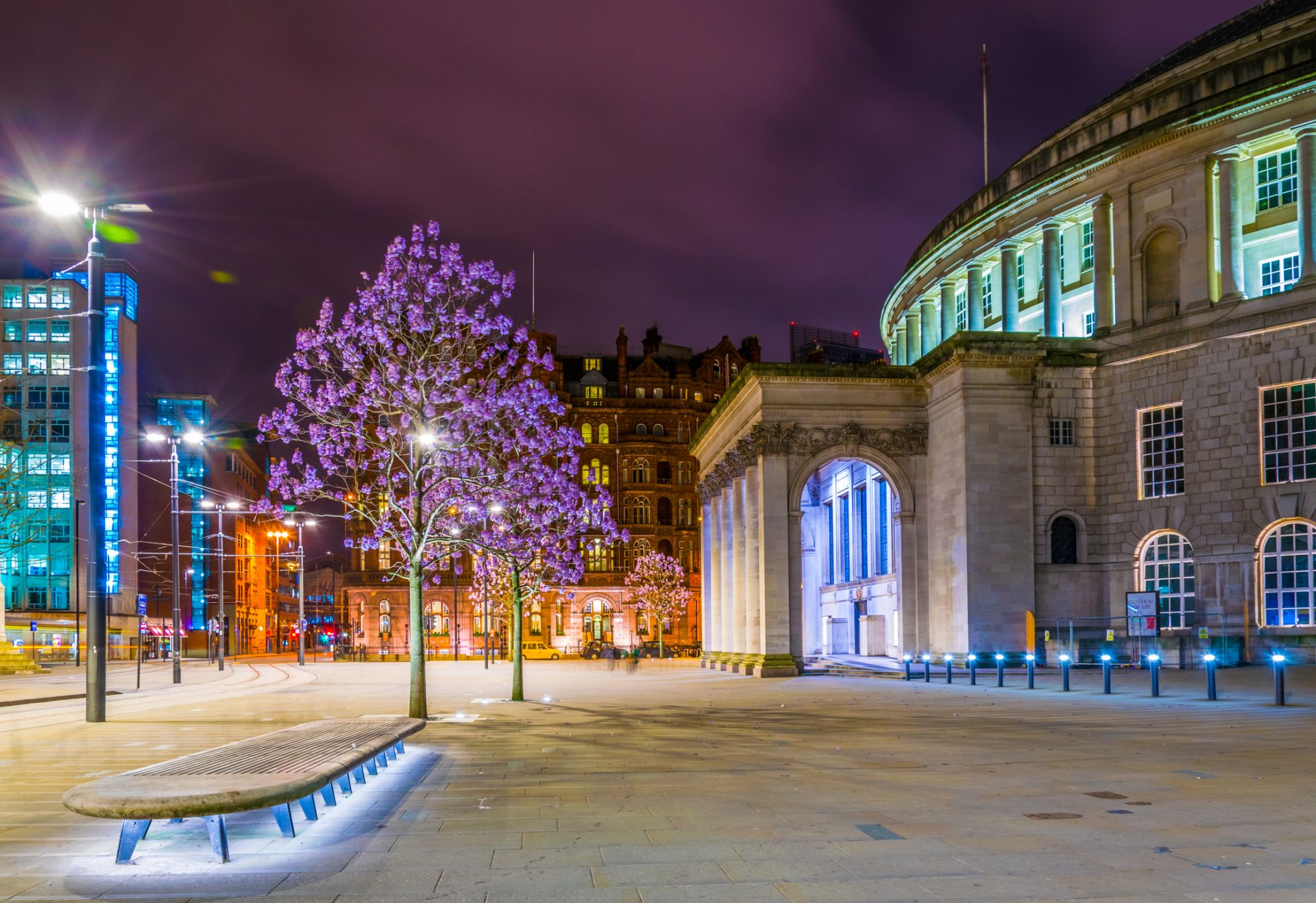 Business in Manchester, Night shot of Manchester. Manchester Library.